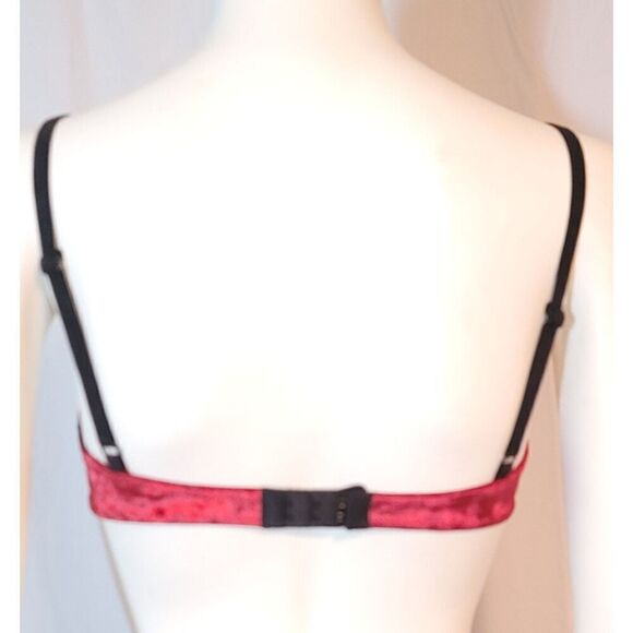Colsie Dark Red Burgundy Crushed Velvet Holiday Bralette Pinup Bra - Size XS - Picture 3 of 9
